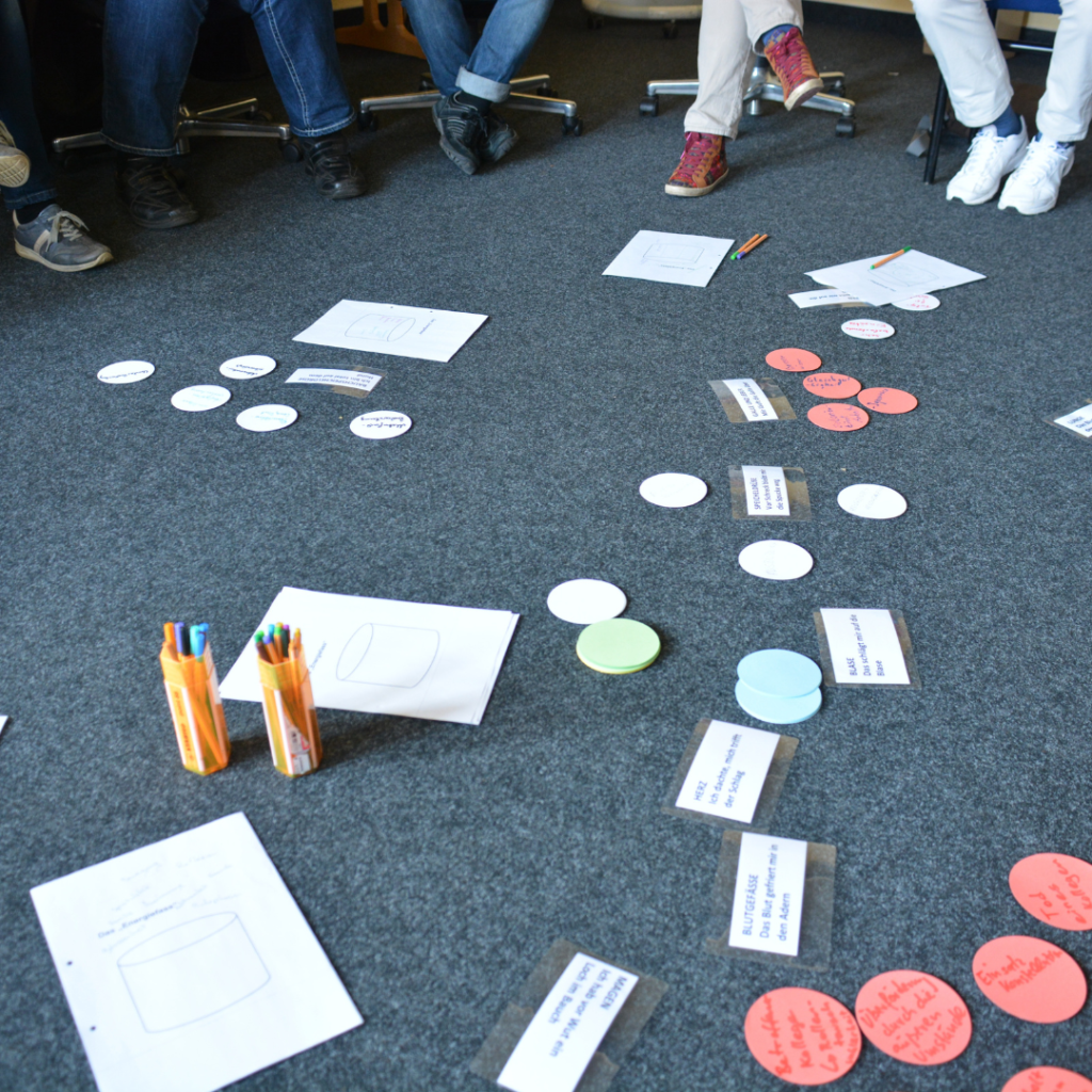 Cómo estructurar una charla para empresas y que conecte